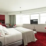 Hotel Myriad By Sana 5*
