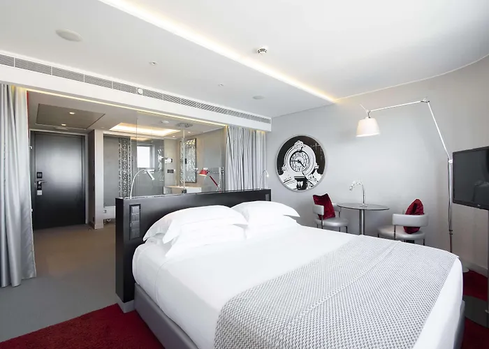 Myriad By Sana Szálloda 5*