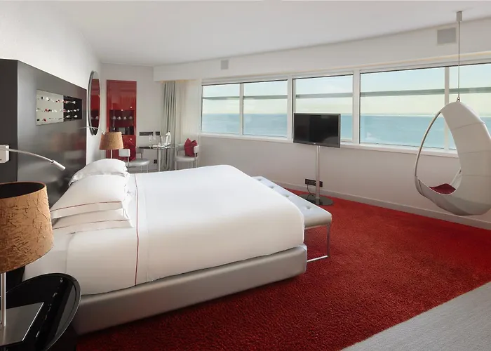 Myriad By Sana Hotel 5*